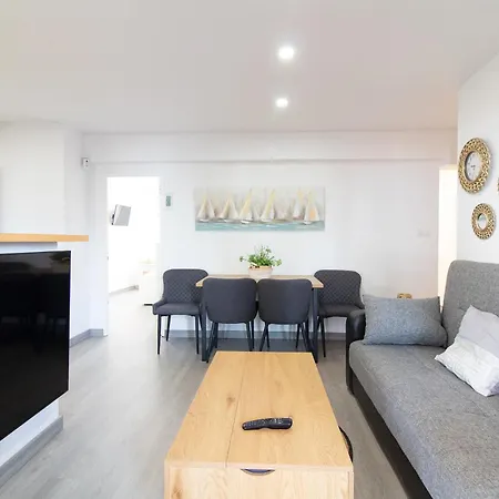 Global Properties, Apartamento En La Playa De * Sagunto