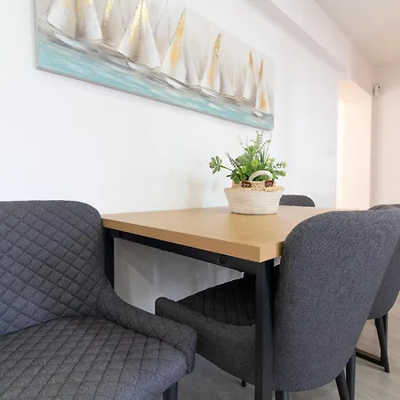 Global Properties, Apartamento En La Playa De * Sagunto